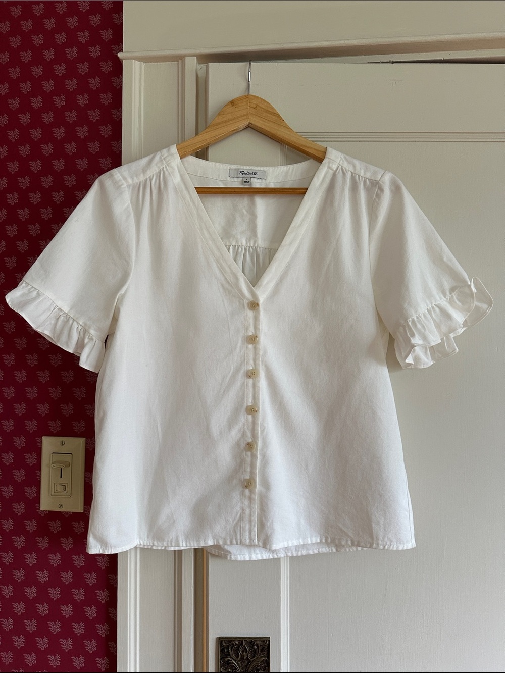 Madewell White V-Neck Button Front Puff Sleeve Blouse